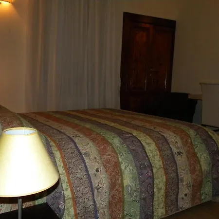 Piazza Del Popolo 3* אסקולי פיצ'נו