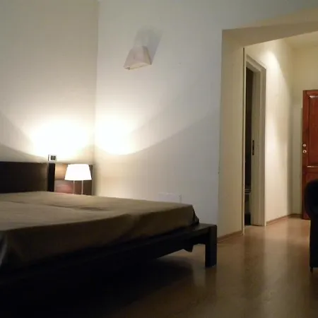 לינה וארוחת בוקר Piazza Del Popolo 3*